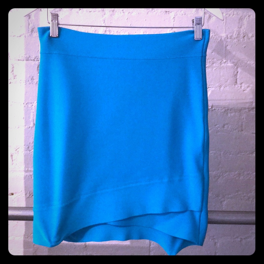 BCBG BODY Turquoise Skirt